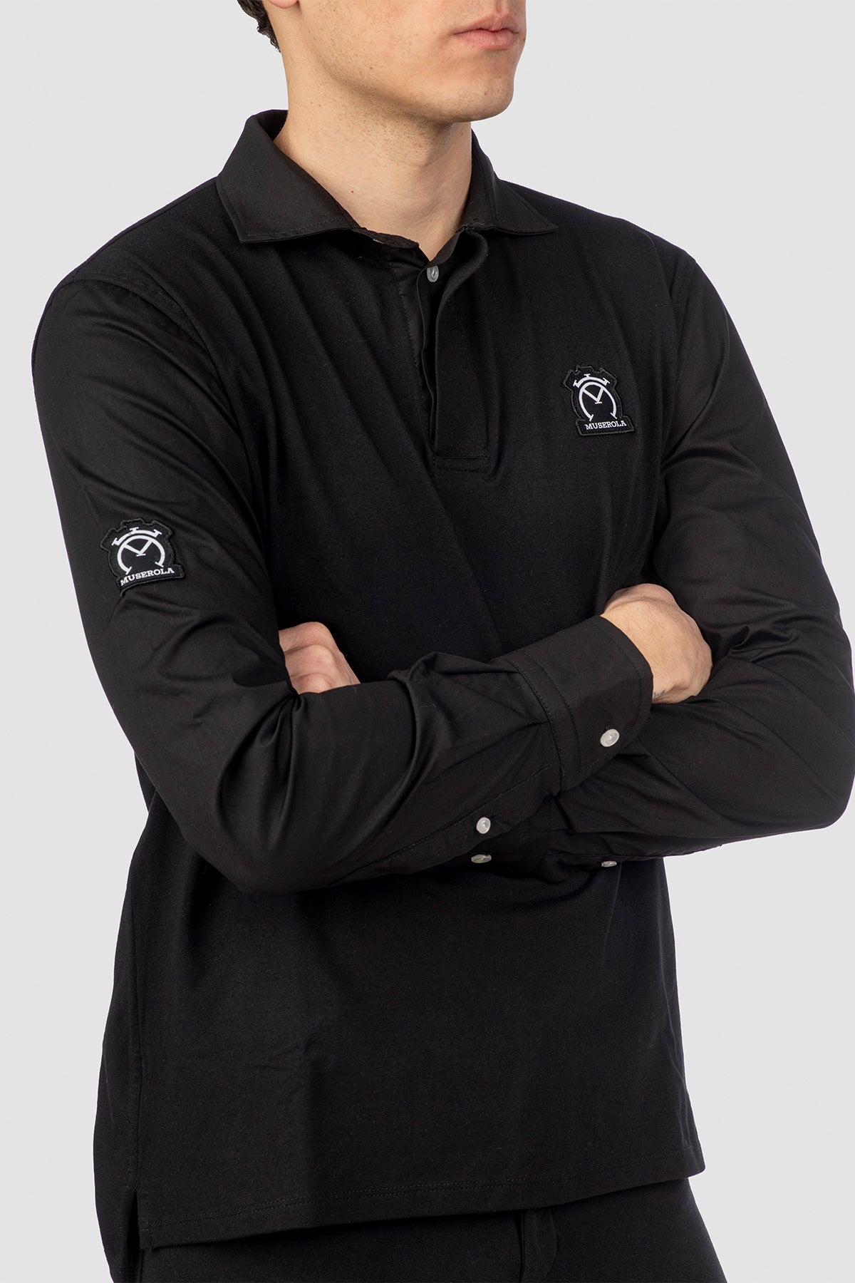 Poleka Muserola | Negro