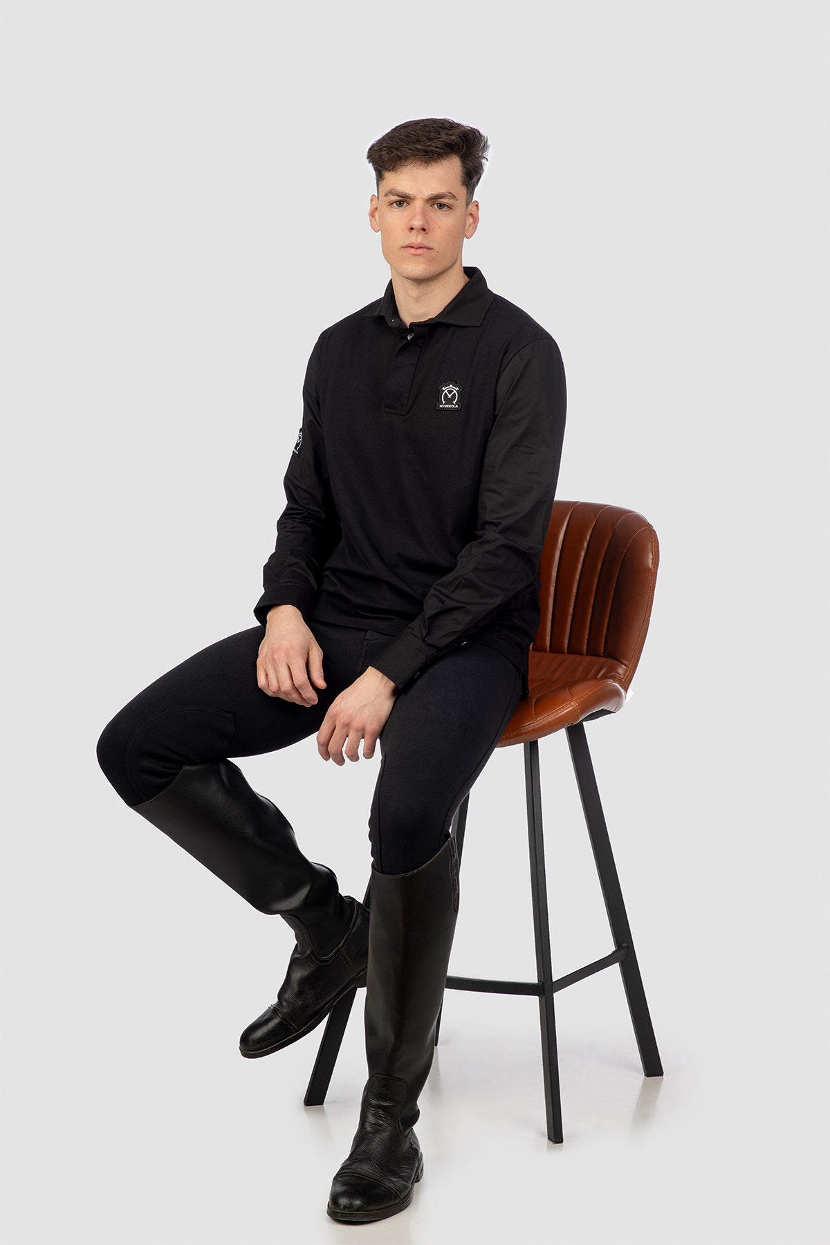 Poleka Muserola | Negro